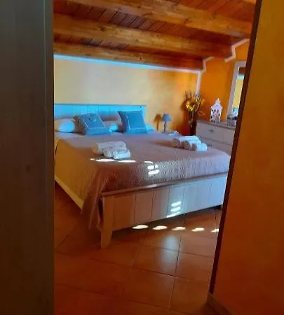 A Manghisi Holiday home