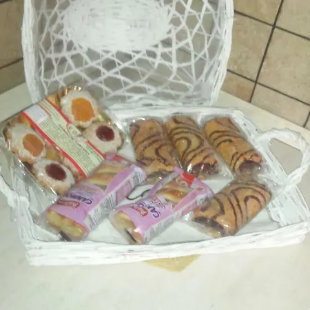 A Manghisi *