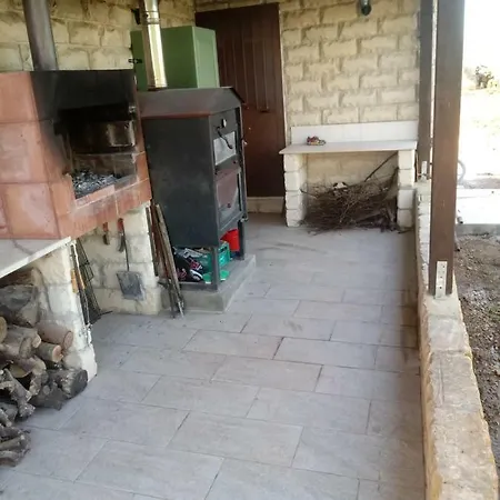 A Manghisi Holiday home